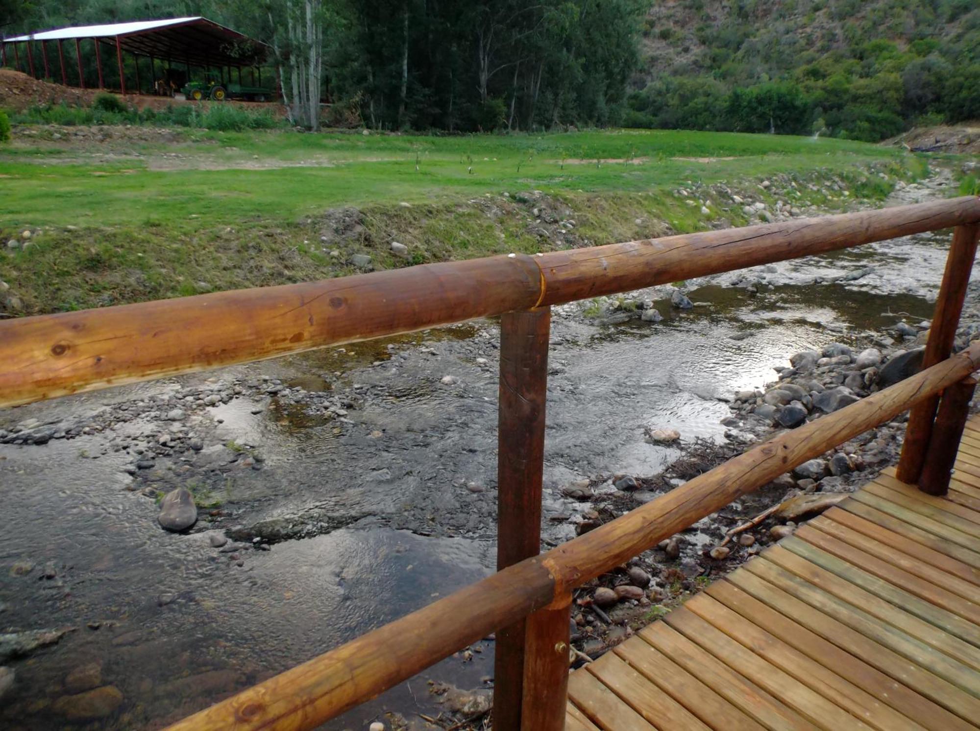 Old Mill Lodge, Seasonal Working Ostrich Farm & Restaurant, Oudtshoorn Exterior foto