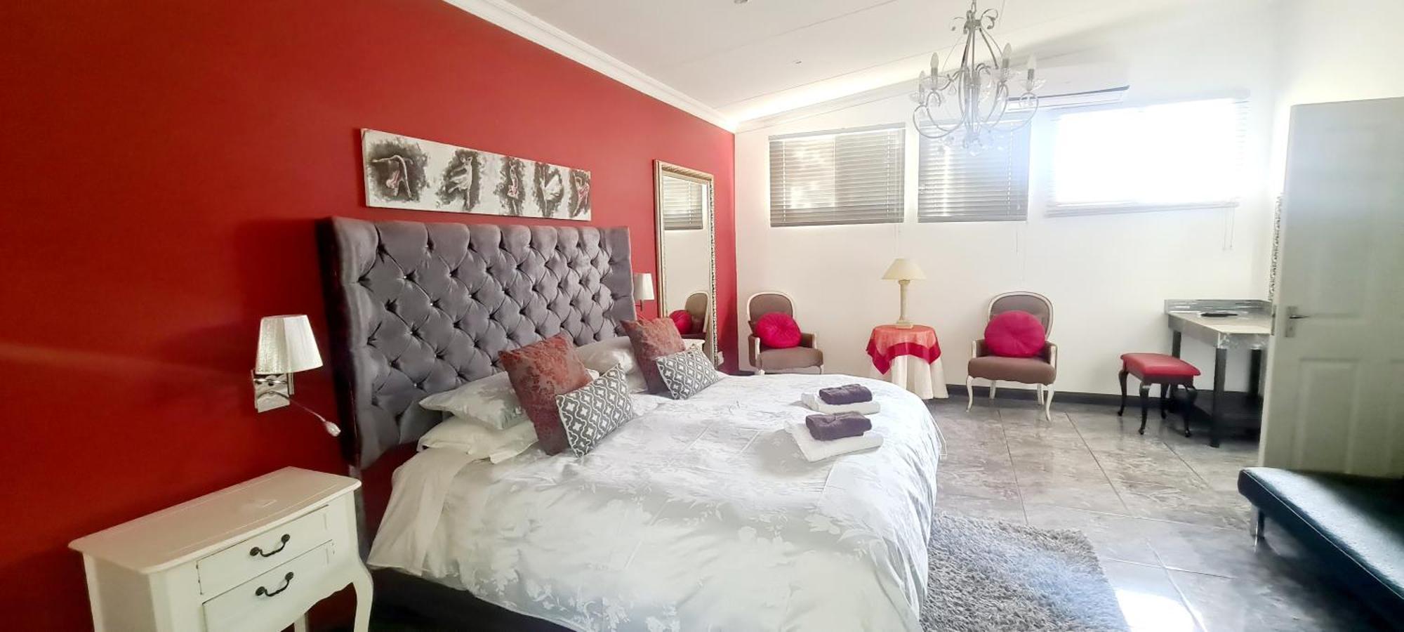Old Mill Lodge, Seasonal Working Ostrich Farm & Restaurant, Oudtshoorn Quarto foto