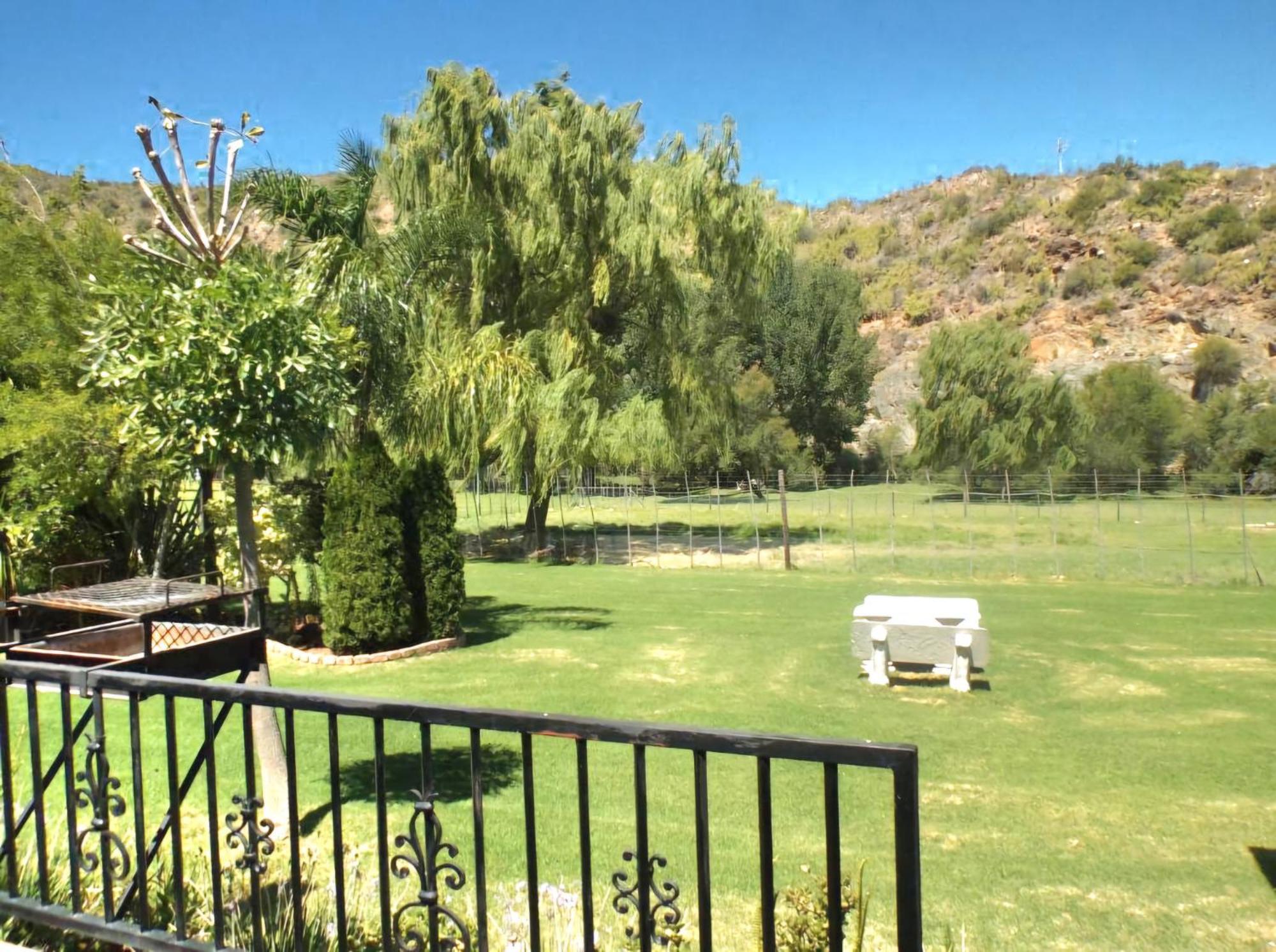 Old Mill Lodge, Seasonal Working Ostrich Farm & Restaurant, Oudtshoorn Quarto foto